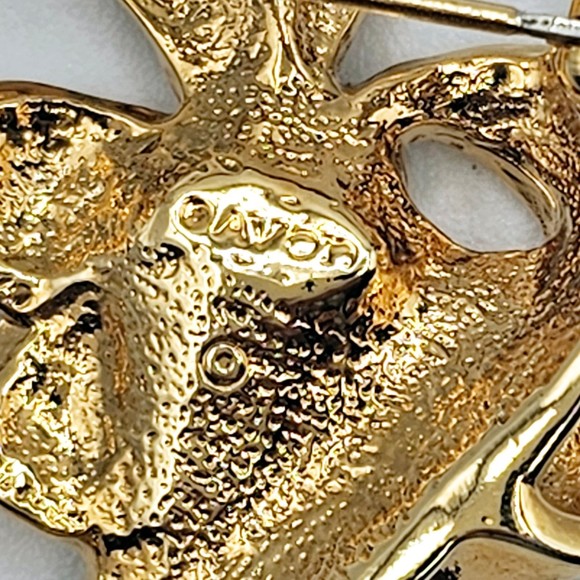 Avon Brooch Vintage Heart Ribbon Bow Blue Rhinestone Gold Tone Sweetheart Pin - Picture 8 of 11